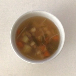キャベツと人参とねぎの中華スープ